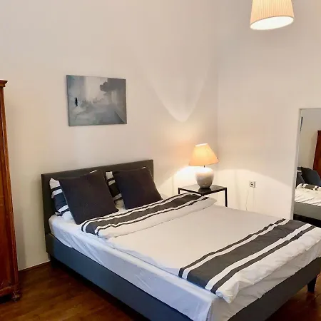 Historic Charm City-center 2 Bedroom Budapešť