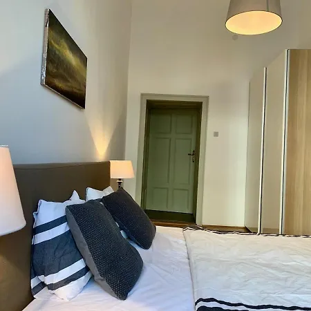 Historic Charm City-center 2 Bedroom Budapešť
